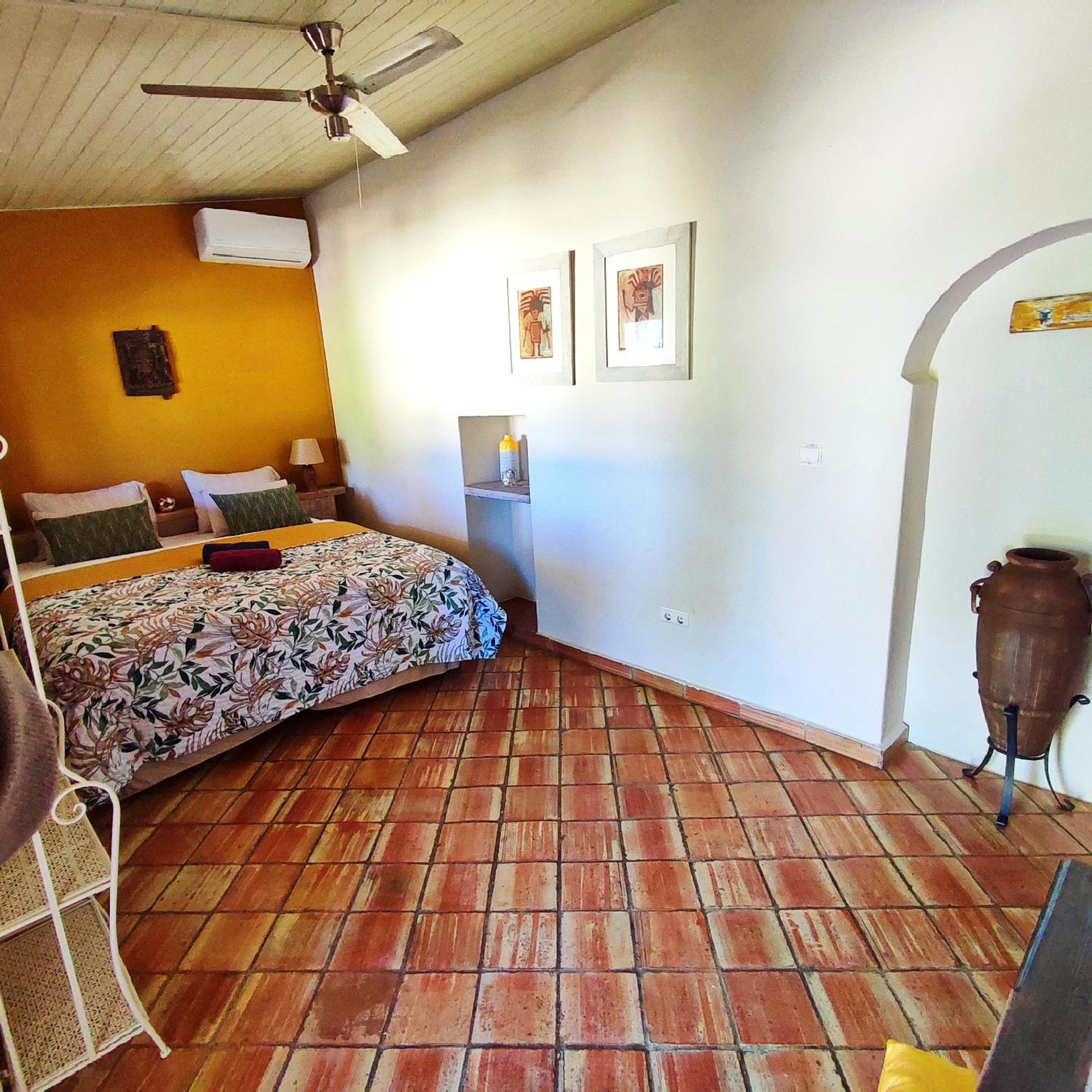 モンカラパッショ Quinta Pereiro Tropic Garden, Algarve Bed & Breakfast エクステリア 写真
